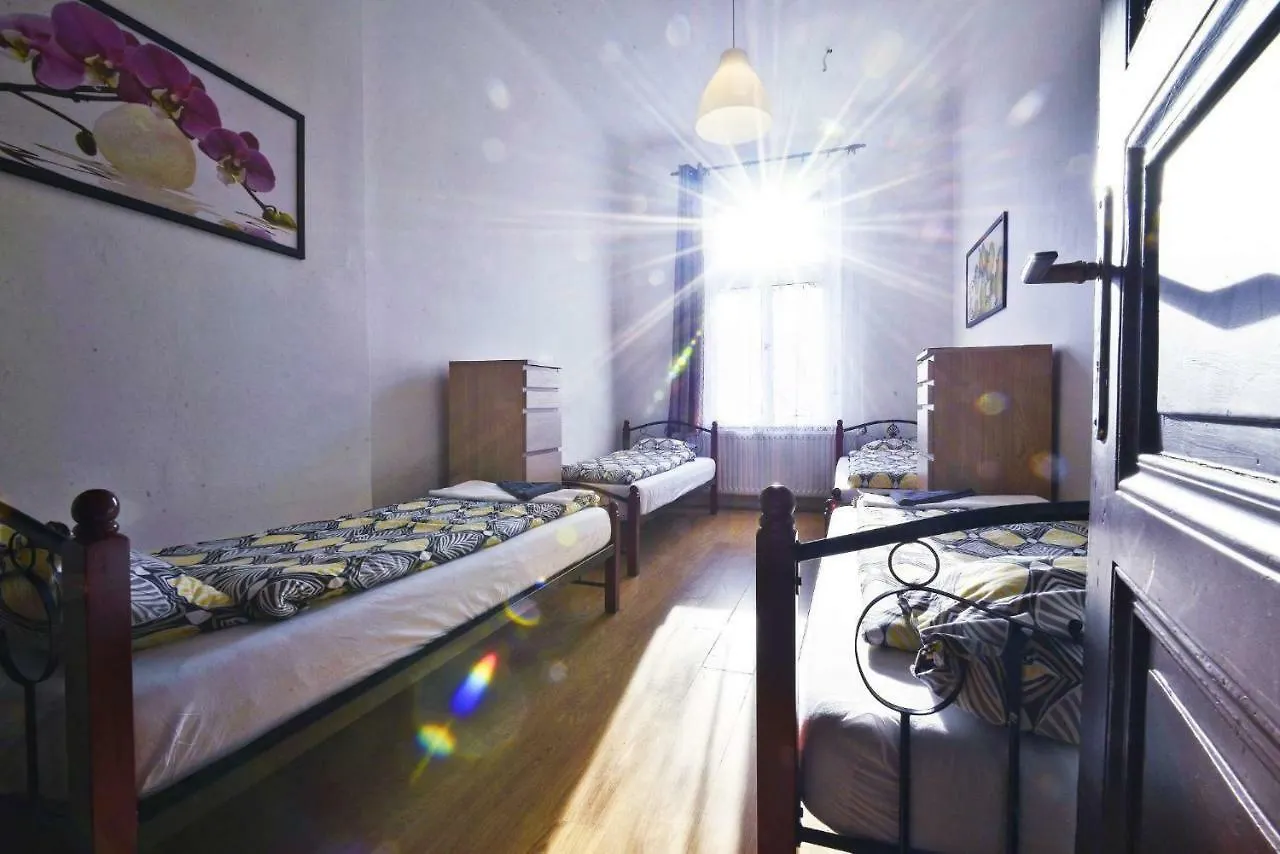 Spacious Cozy Apartments In Centre 프라하