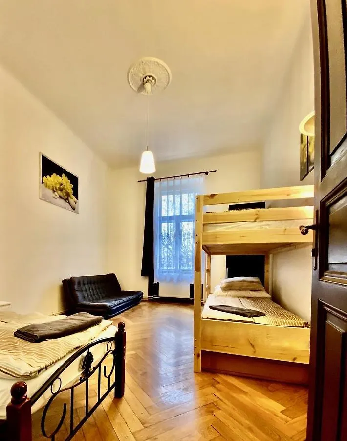 Spacious Cozy Apartments In Centre Praga 0*,